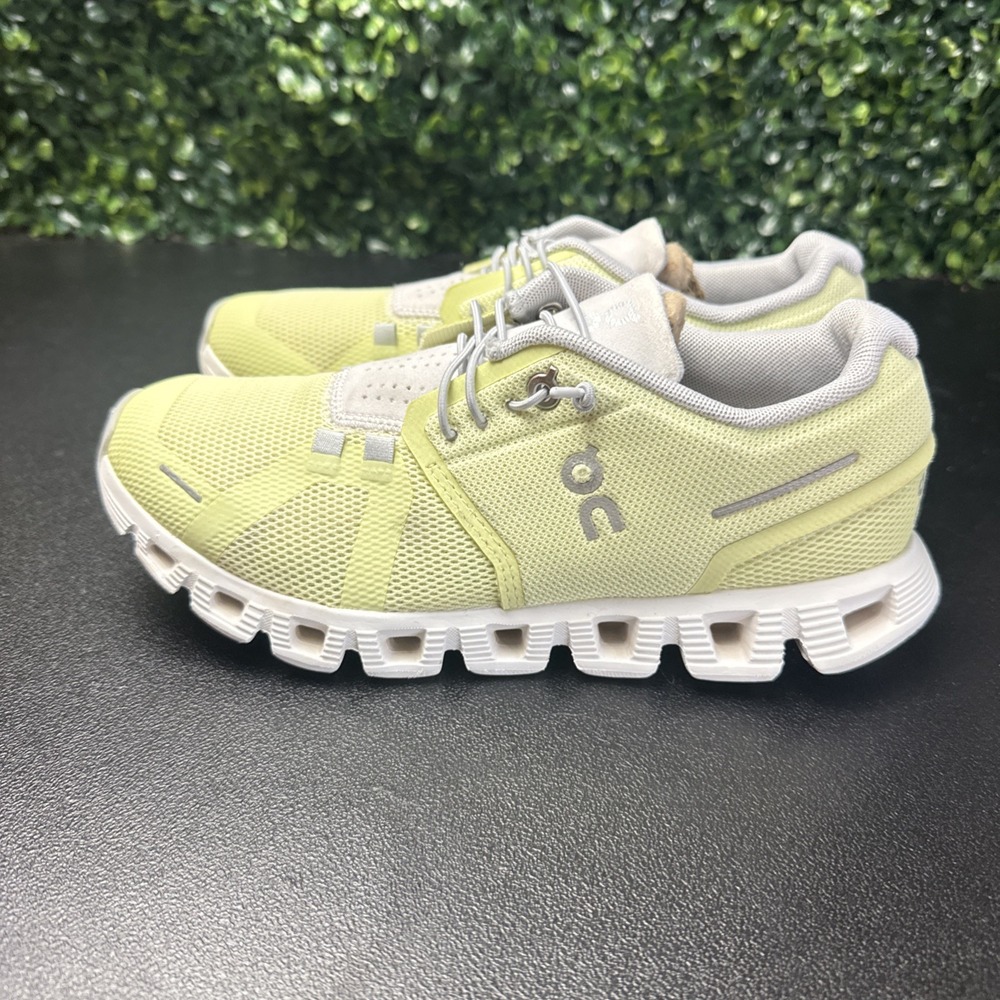 On Cloud 5 Frost Yellow Running Shoes Women's Size W6 Sneakers